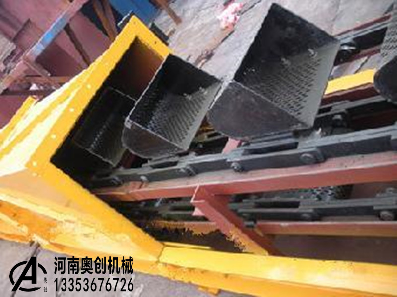 捞坑式斗提机1 捞坑式斗提机1