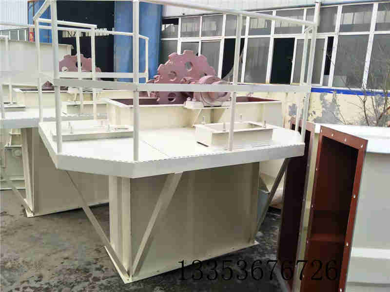 NE粉煤灰板链提升机1 NE粉煤灰板链提升机1