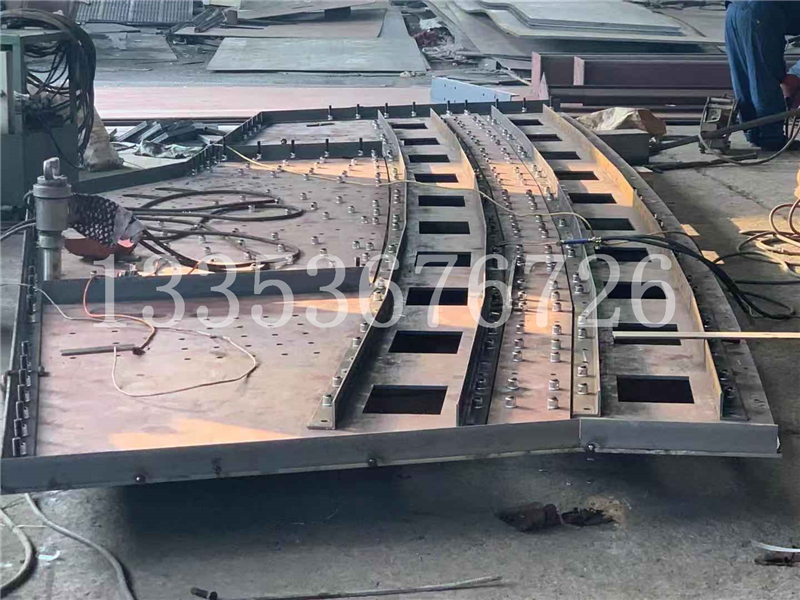 海绵钛弧形弛张筛侧板 海绵钛弧形弛张筛侧板